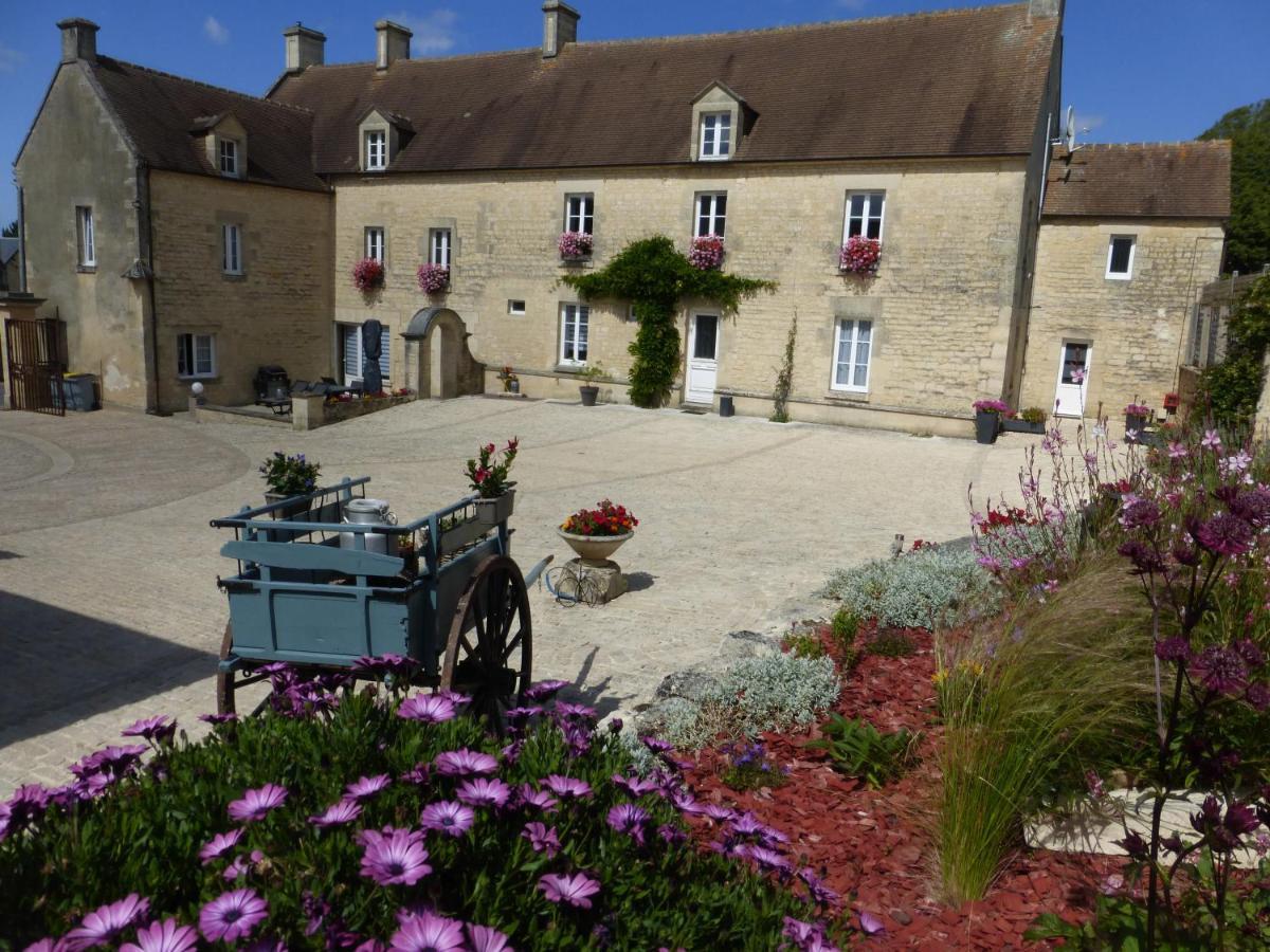 Bed and Breakfast La Charretterie Martragny Esterno foto