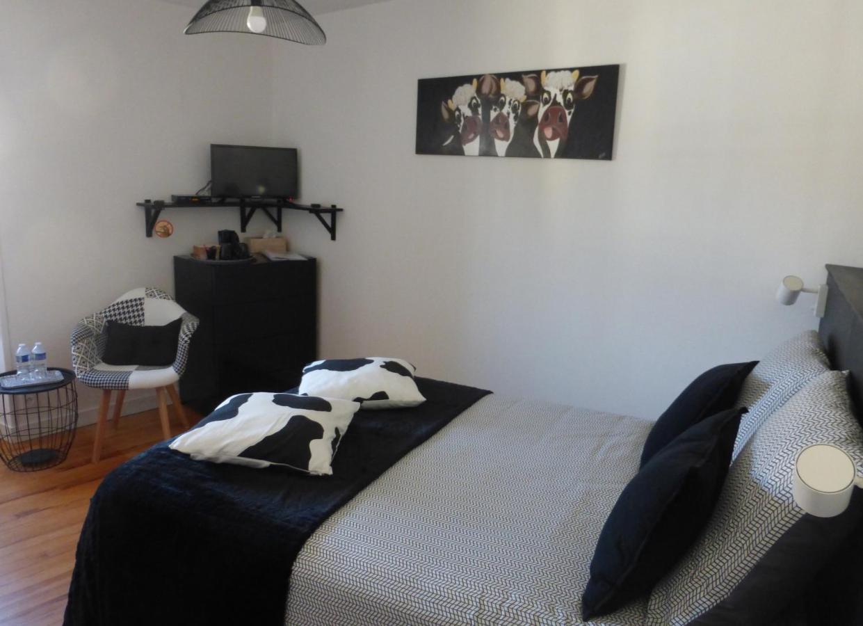 Bed and Breakfast La Charretterie Martragny Esterno foto